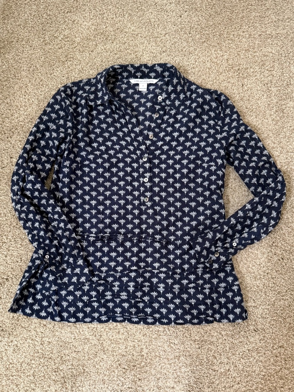 Diane von Furstenberg Cotton and Silk Lightweight Long Sleeve Blouse Size 0